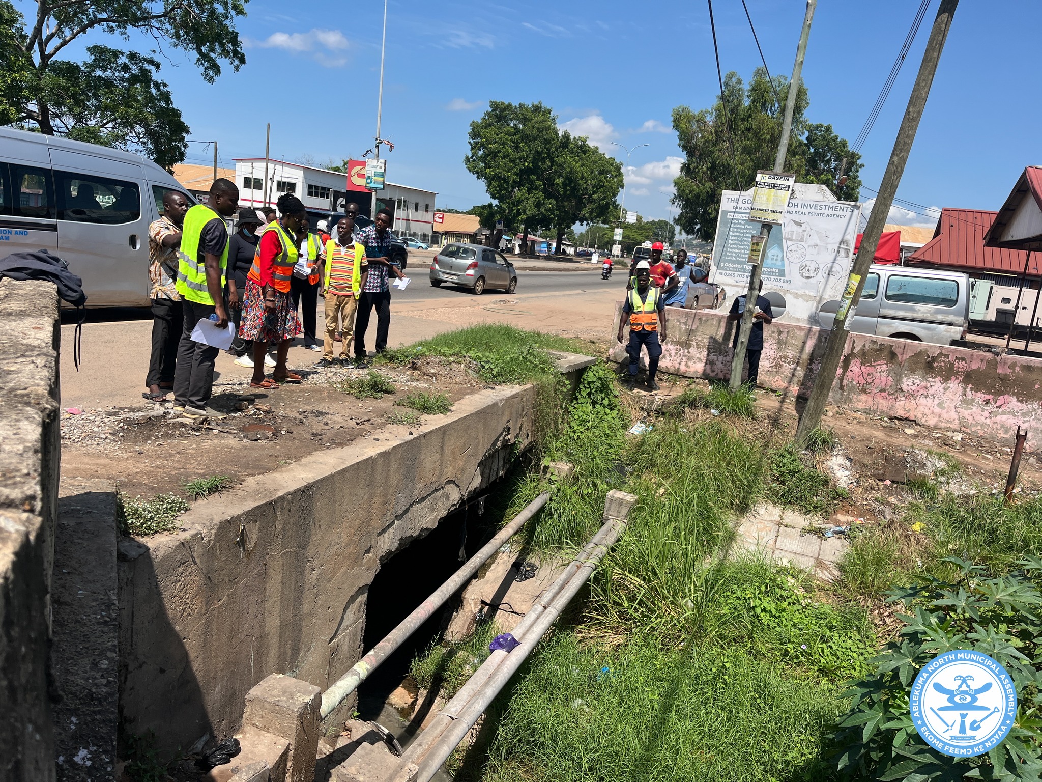 SOD CUTTING OF STOM DRAIN